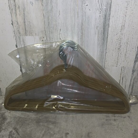 0119 Joy Mangano 10CT Huggable Hangers - Picture 3 of 4